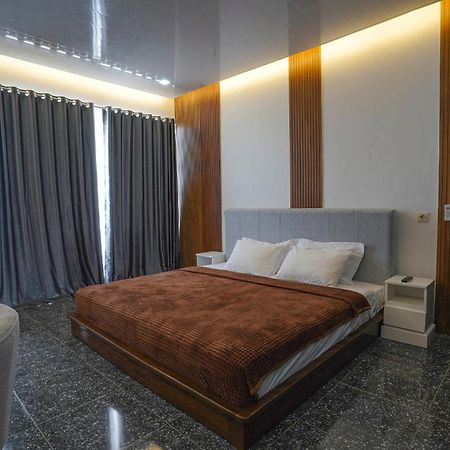 Azana Essence Villa Tabitha Lombok Bumbang Exteriör bild