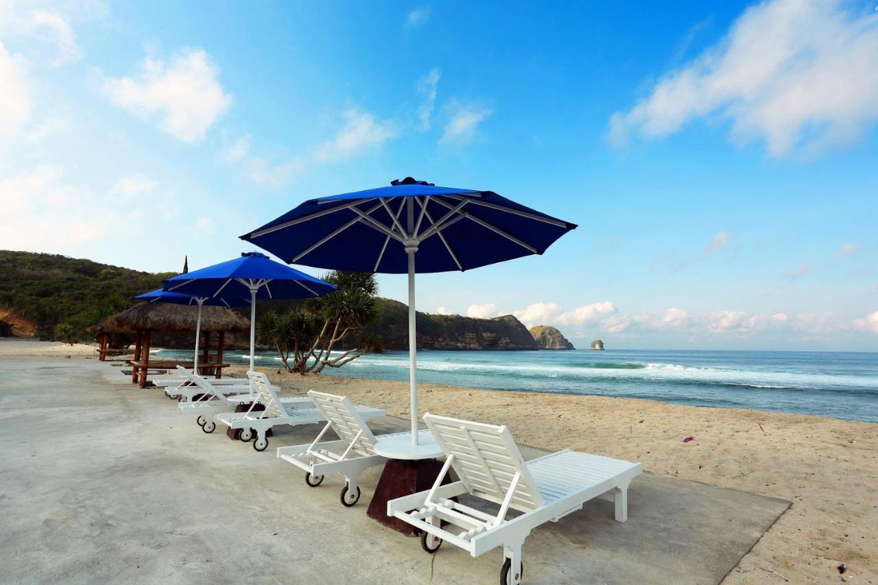 Azana Essence Villa Tabitha Lombok Bumbang Exteriör bild