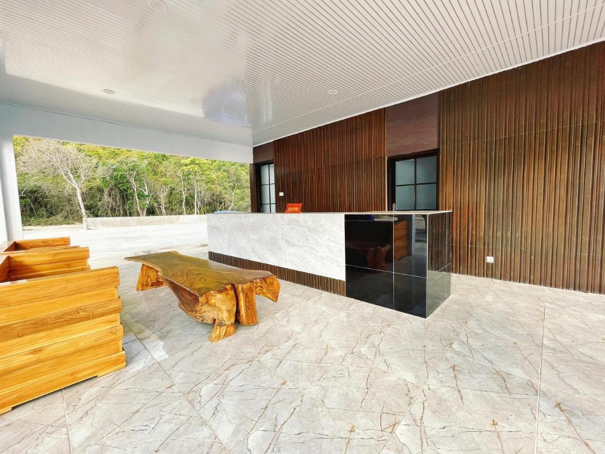Azana Essence Villa Tabitha Lombok Bumbang Exteriör bild