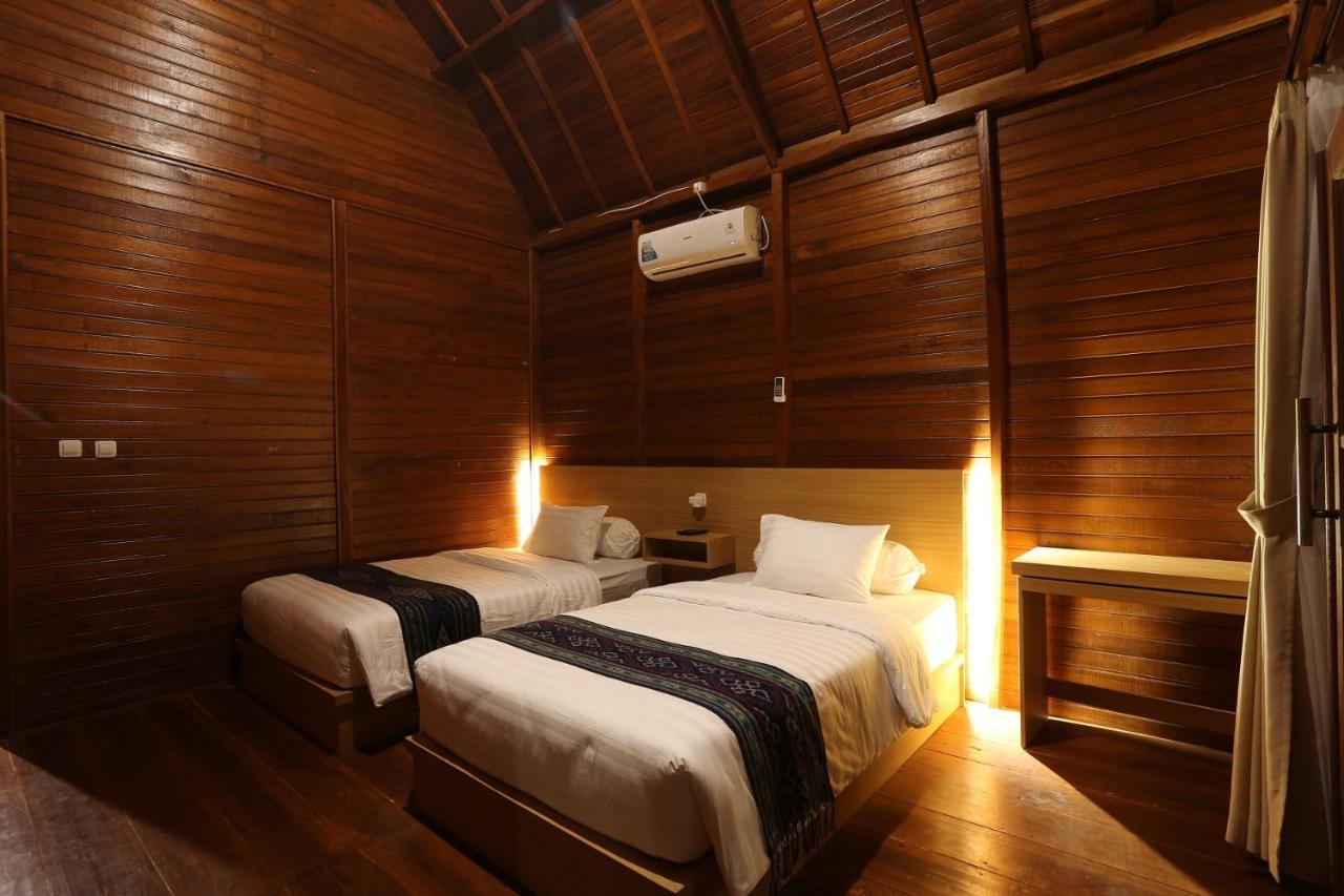 Azana Essence Villa Tabitha Lombok Bumbang Exteriör bild