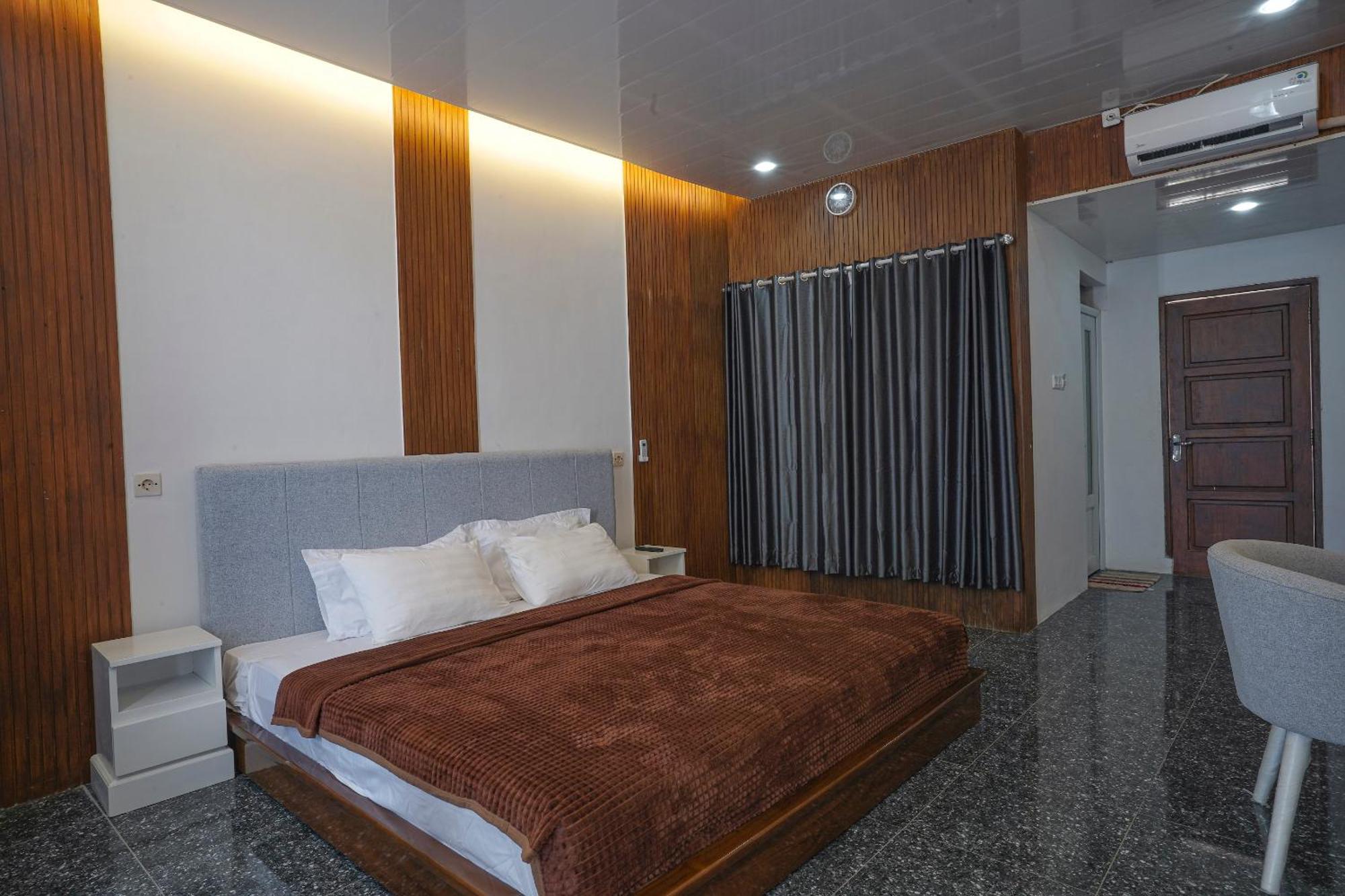Azana Essence Villa Tabitha Lombok Bumbang Exteriör bild